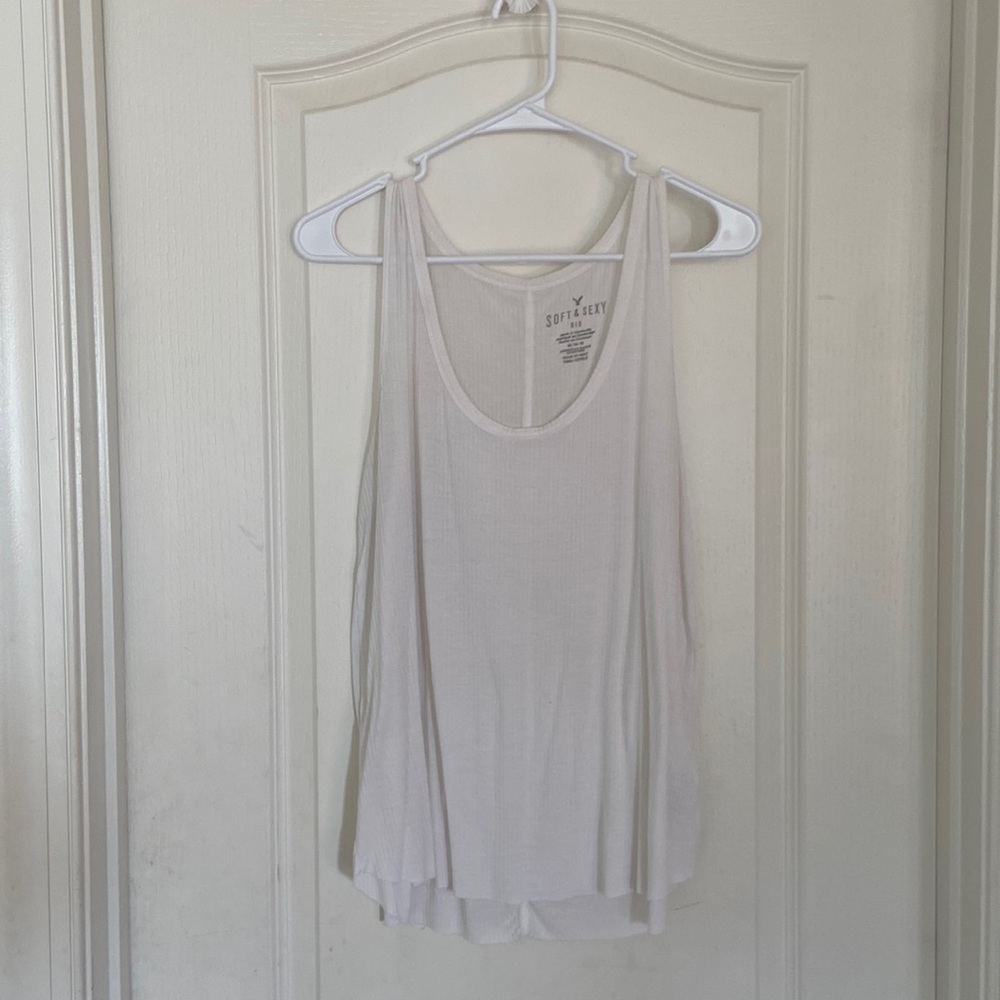 American Eagle Soft and Sexy White Ribbed Tank